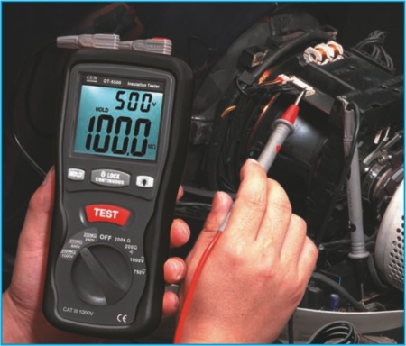 Цифровой мегаомметр CEM DT-5505